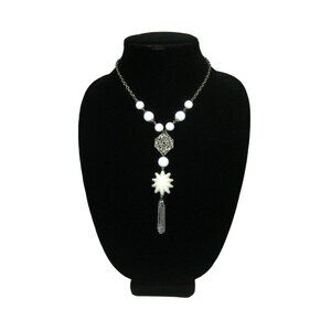 Laguna Y Shaped Necklace 18 in Tassel Silvertone Chain MOD  Vintage 1960s Choker